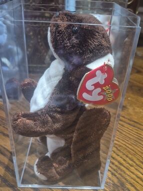 Ty Brown and White Otter Beanie Baby with Heart Tag